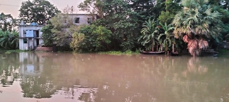 চাঁপাইনবাবগঞ্জে নদীগুলোর পানি ওঠানামা,আরও নি¤œাঞ্চল ও ফসল তলিয়ে  গেছে  